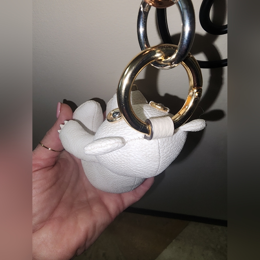 Coach Signature C White Cream Leather Mixed Metals Bear Purse Charm Keychain NEW - Picture 10 of 17